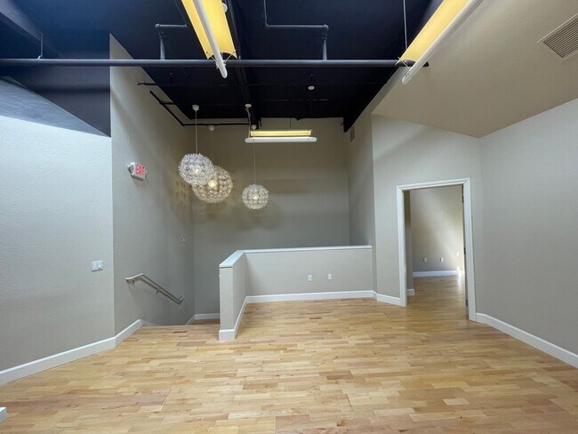 Photo - LOS GATOS - DOWNTOWN LOFT RESIDENCE