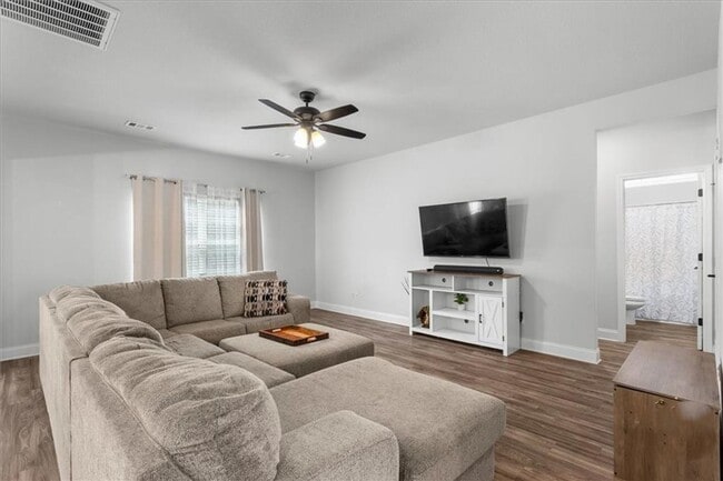 Photo - 291 Timberlake Dr