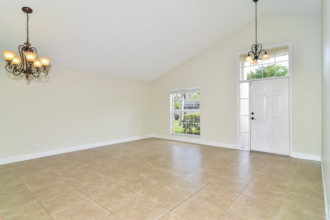 Photo - 22457 Middletown Dr