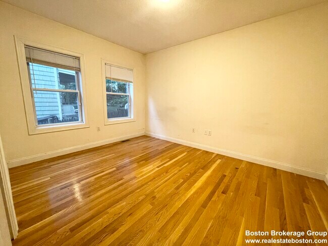 Photo - 128 Hillside St Unit 1