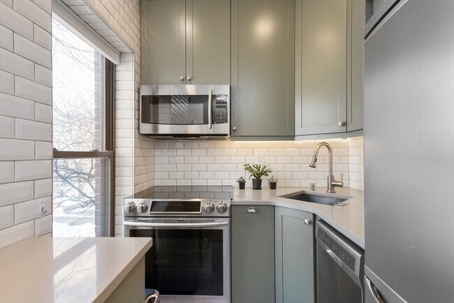 Photo - 21 Follen St Unit 2F