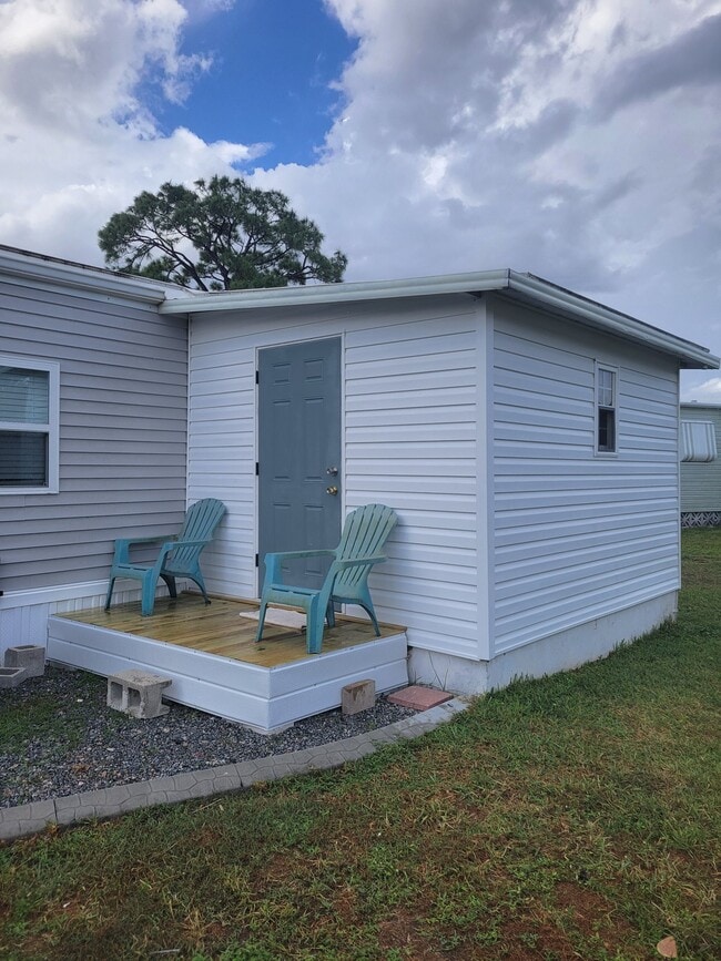 Photo - 6450 Floral Ct