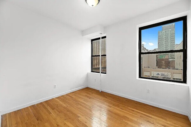 Photo - 101 Delancey St Unit 4