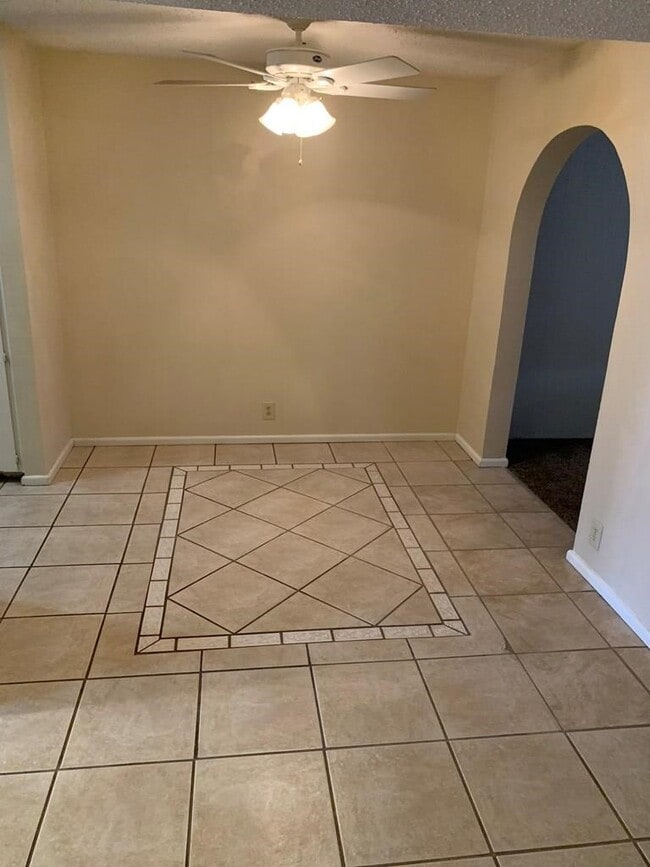 Photo - 3312 Tanglewood Ln