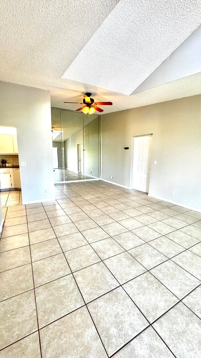 1007 Green Pine Blvd Unit A3