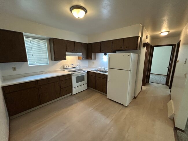 Building Photo - 2009 16th St Unit Apt #5
