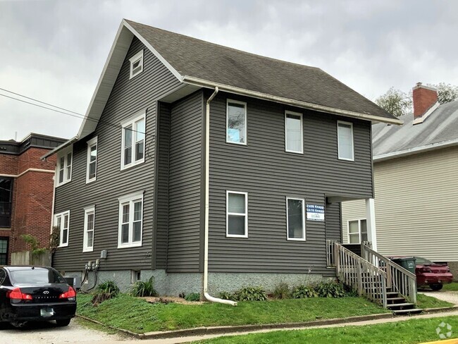 Building Photo - Knapp Duplex (2408/2410) Unit 2408 Rental