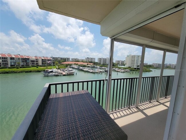 Photo - 7600 Sun Island Dr S Unit 408