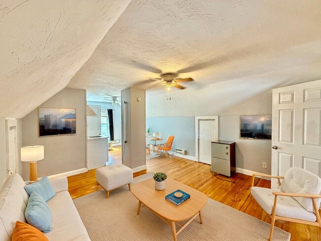 Photo - 32 Stedman Ave