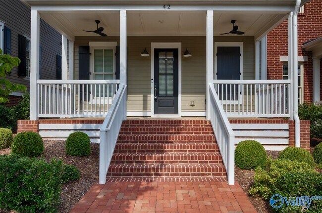 Photo - 42 Pine St
