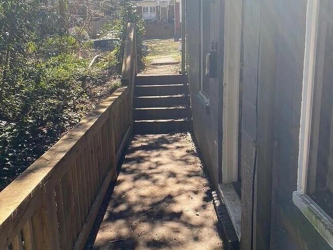 Photo - 1280 Stillwood Dr NE