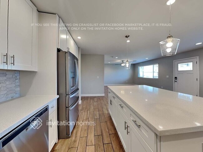 Photo - 1210 W Elna Rae St