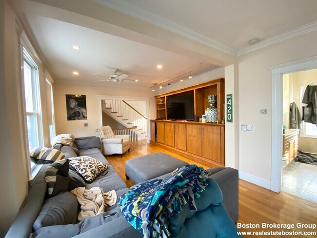 Photo - 29 Spring Garden St Unit 2