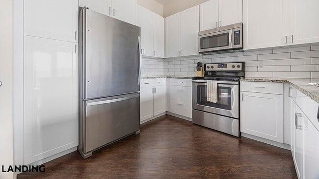 Photo - 2900 E 16th Ave Unidad 523