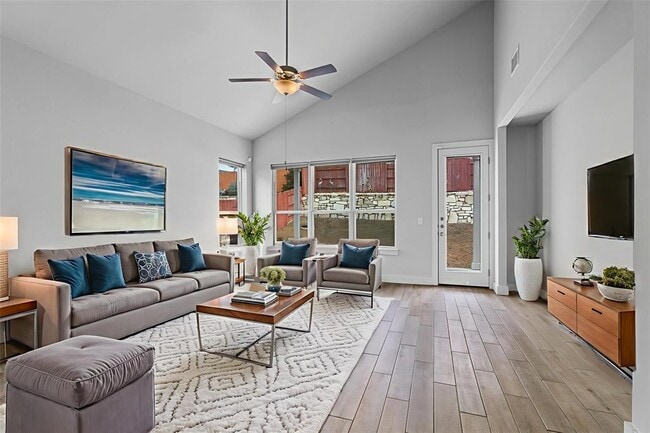 Building Photo - 11217 Charger Wy