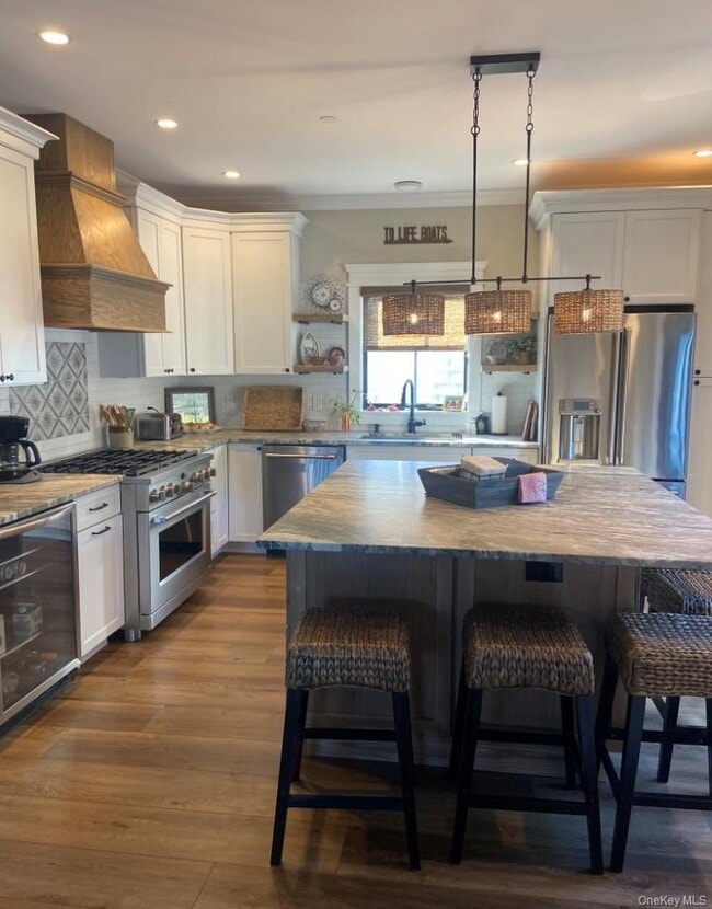 Photo - 224 Wilmot Rd