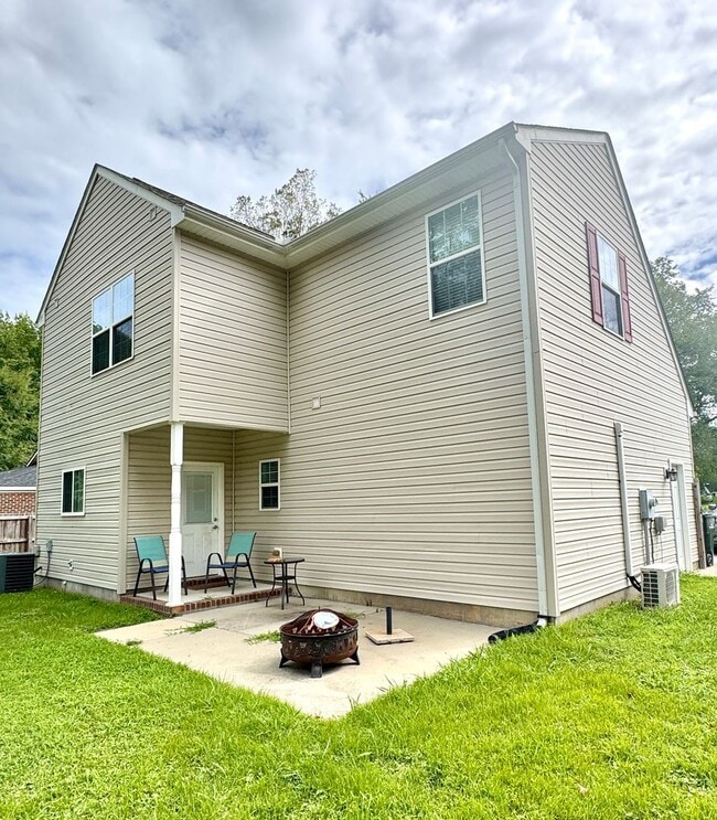 113 Crocker St