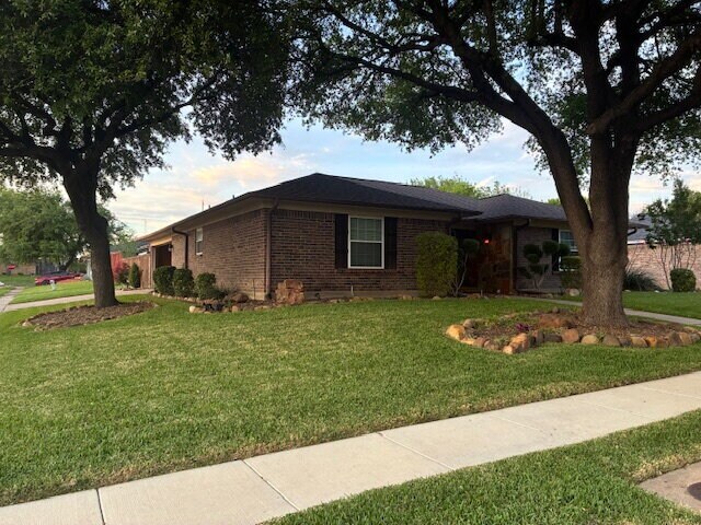 Photo - 3/2/2 Bedford Home for Lease- COMING SOON in May 2026