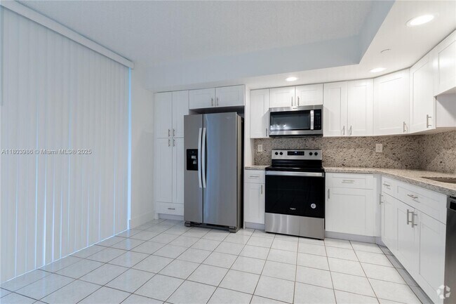 Building Photo - 8650 SW 133rd Avenue Rd Unit 111 Rental