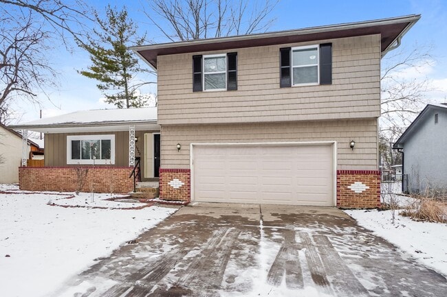 Photo - 1722 Blue Ash Pl