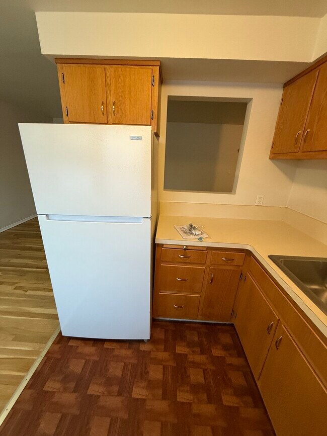 160 W Westfield Ave