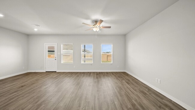 Building Photo - 25192 Leather Leaf Ct
