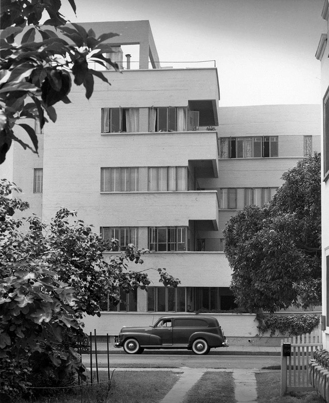 The Jardinette Apartments