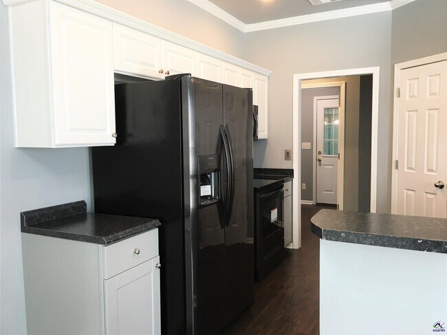 Photo - 101 Oldfield Ct