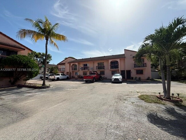 Photo - 2560 W 53rd St
