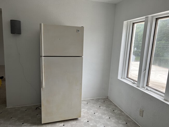 Kitchen - 2703 SE Indiana Ave Unit #3