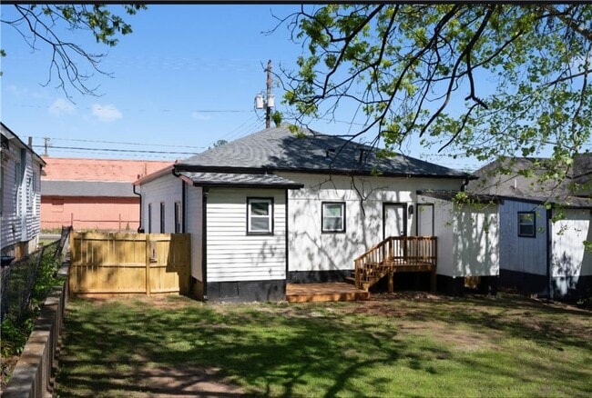 Photo - 1515 Jonesboro Rd SE