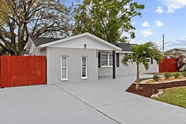 Photo - 7480 Hobson St NE