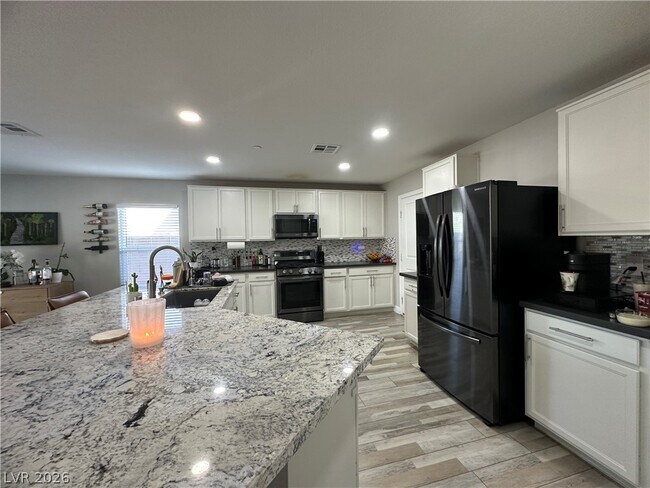 Photo - 7758 Meng Ct