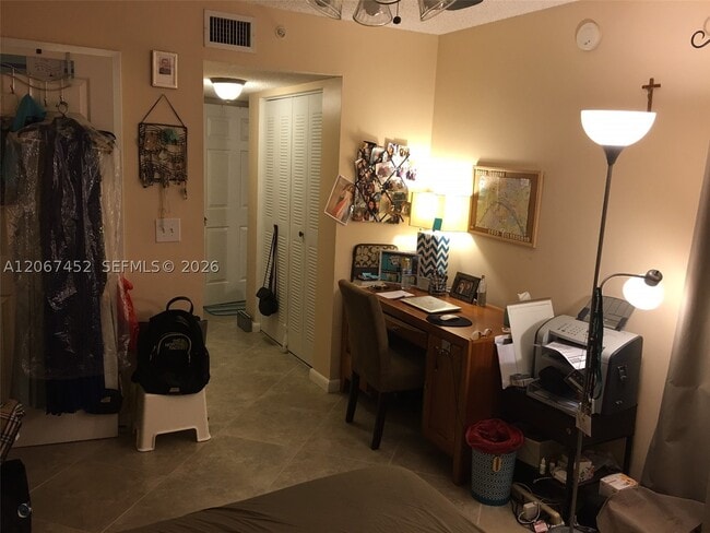 Photo - 2600 S University Dr Unit 221