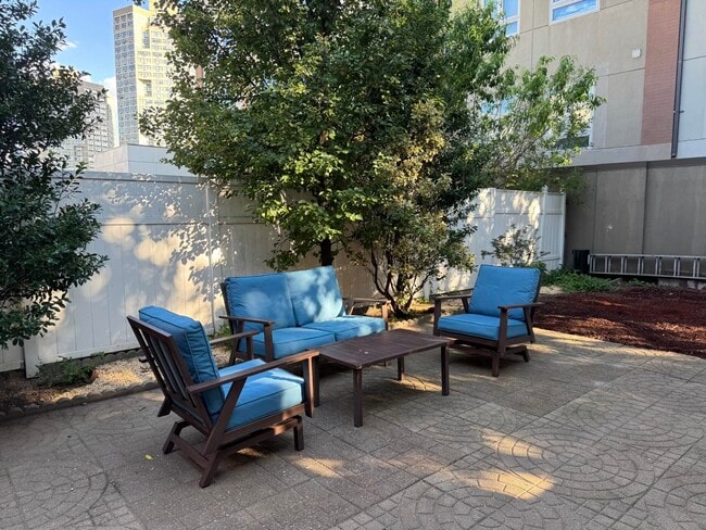 Building Photo - 69 70th St Rental