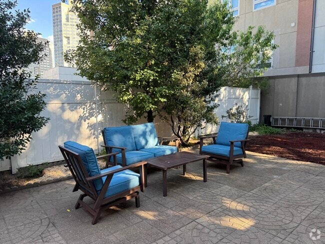 Building Photo - 69 70th St Rental