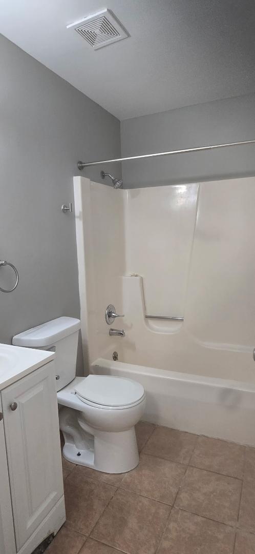 Photo - 1363 Vineland Ct SE