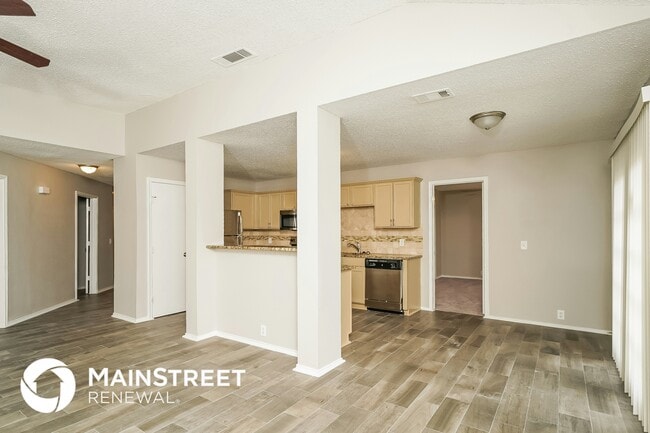 Photo - 234 Fordham Dr