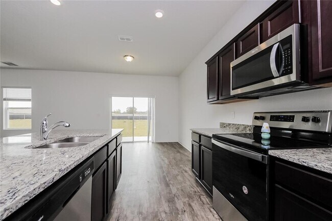 Photo - 126 Hidden Lk Lp