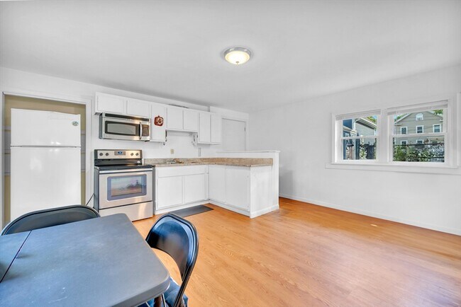 Photo - 2 North St Unit 3