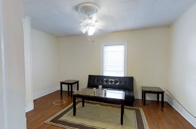 Building Photo - 309 Columbus Ave Unit 4 Rental