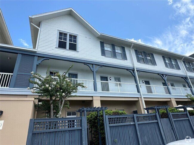 Building Photo - 720 Celebration Ave Unit 225 Rental