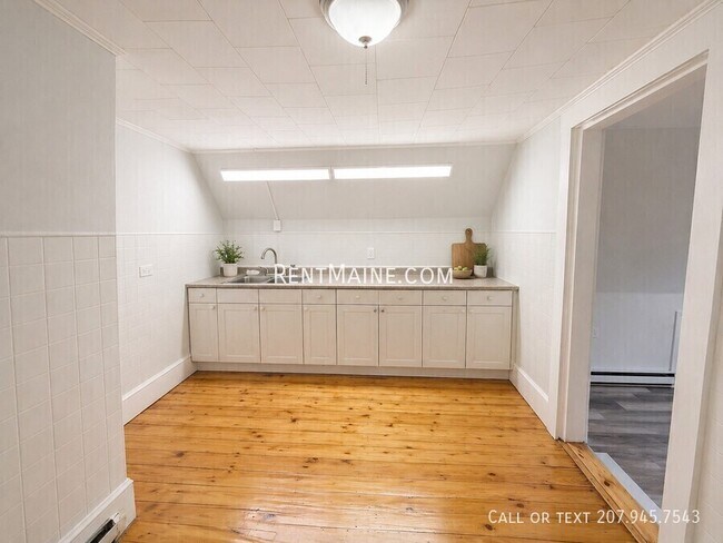 Photo - 61-63 Pearl St. Apt. Unidad 3