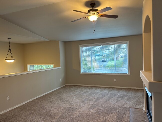 Photo - 2811 162nd St E