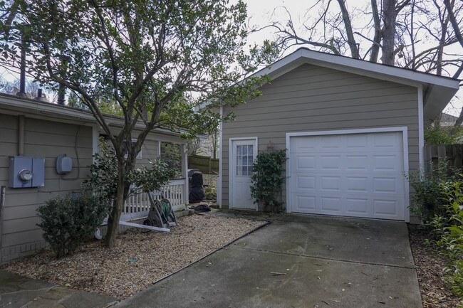 Photo - 109 Spruell Springs Rd