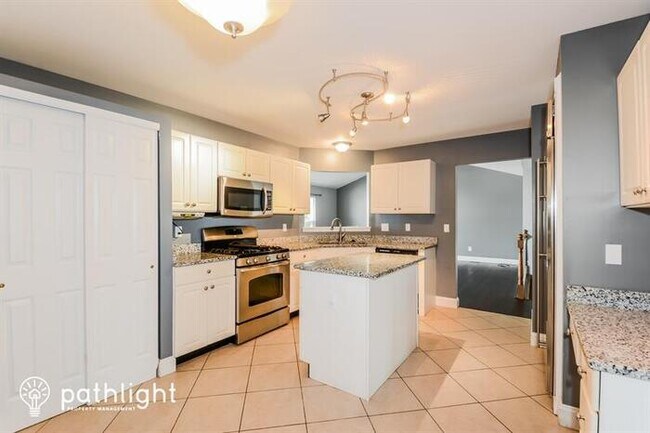412 Winter Park Dr, O'Fallon, MO, 63366