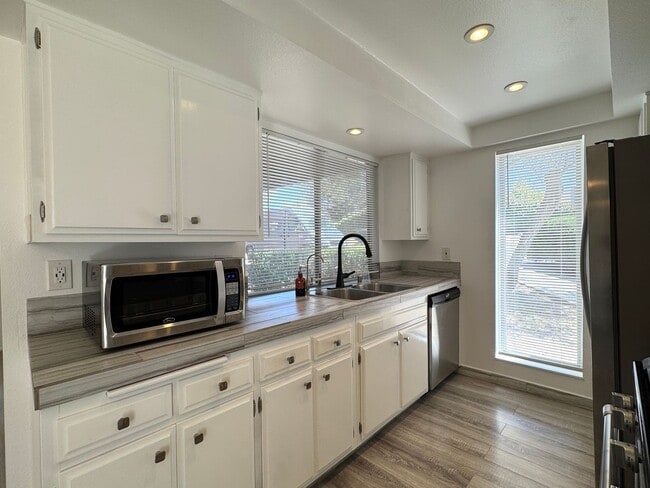 Photo - 6878 Navajo Rd Unit 25