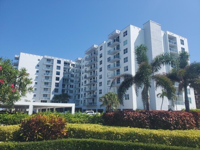 Building Photo - 3450 S Ocean Blvd Unit 228 Rental