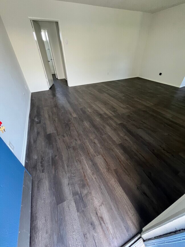 Photo - 10541 National Blvd Unit 18