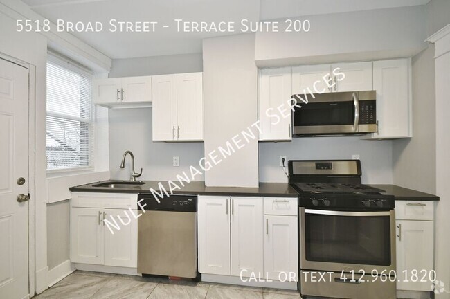 Building Photo - 5518 Broad St Unit Terrace Suite 200 Rental